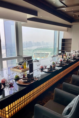 Столовая гриль в форме прямоугольника